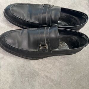 Tod's Black Leather Slip-On Loafers